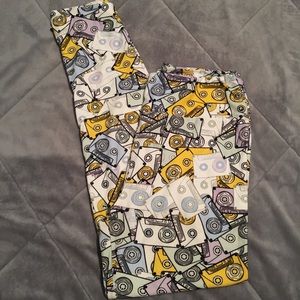 LulaRoe OS cassette tape leggings
